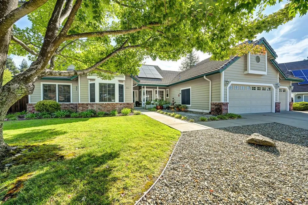 807 Mesa Vista Way Auburn, CA 95603