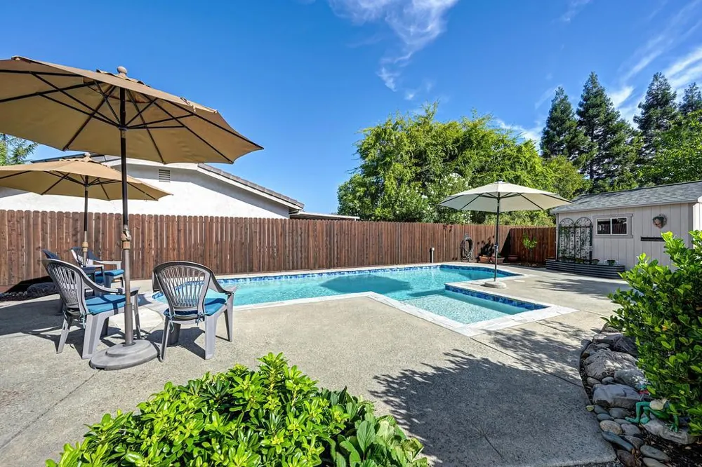 807 Mesa Vista Way Auburn, CA 95603