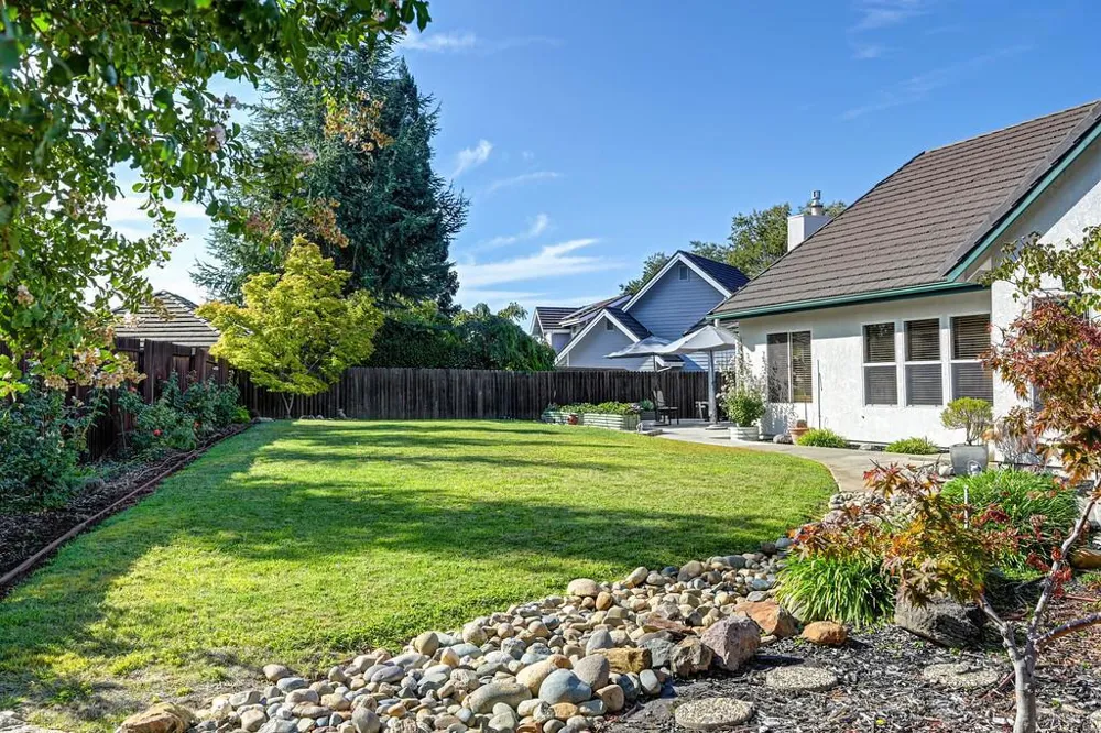 807 Mesa Vista Way Auburn, CA 95603