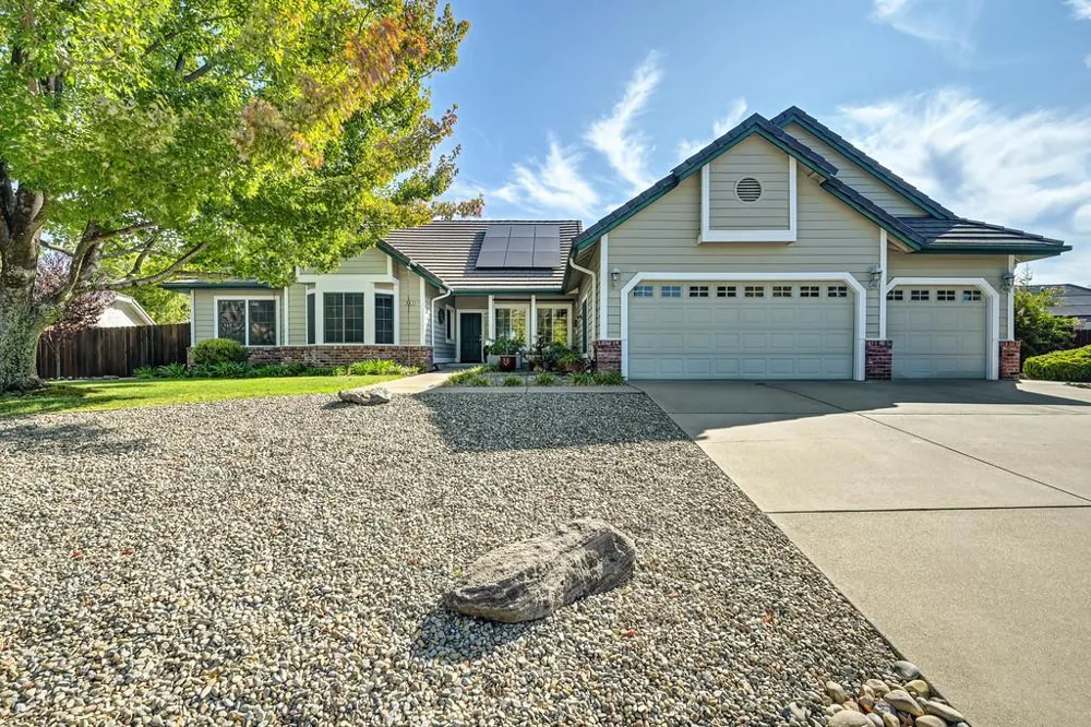 807 Mesa Vista Way Auburn, CA 95603