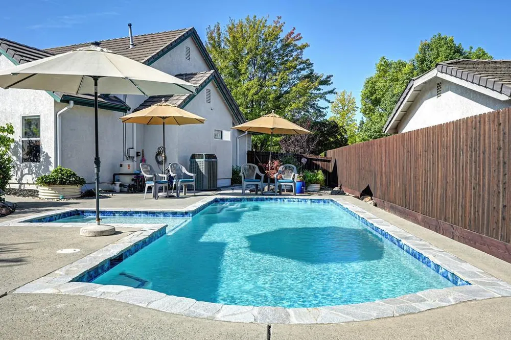 807 Mesa Vista Way Auburn, CA 95603