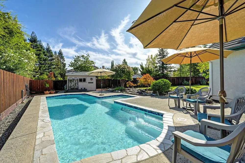 807 Mesa Vista Way Auburn, CA 95603