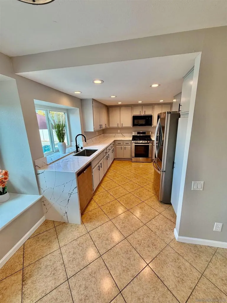 28955 Via Marsala Menifee, CA 92584