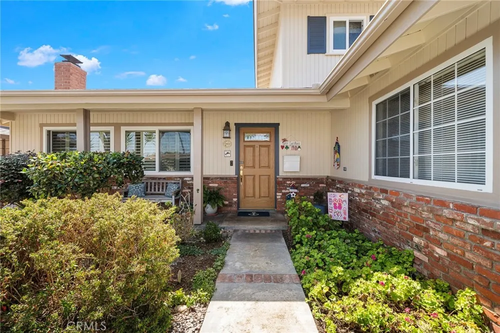9690 Dove Circle Fountain Valley, CA 92708