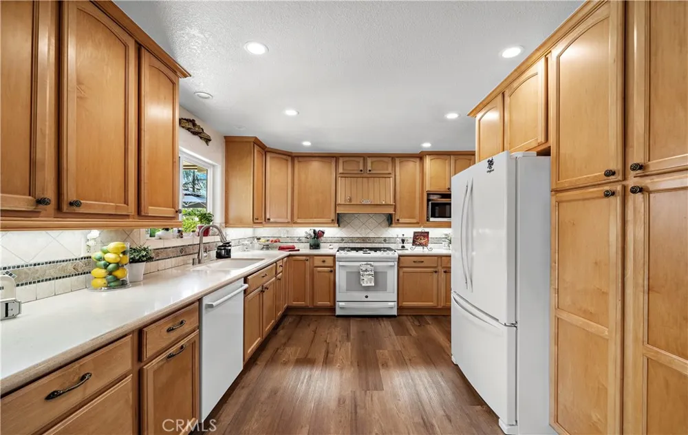 9690 Dove Circle Fountain Valley, CA 92708