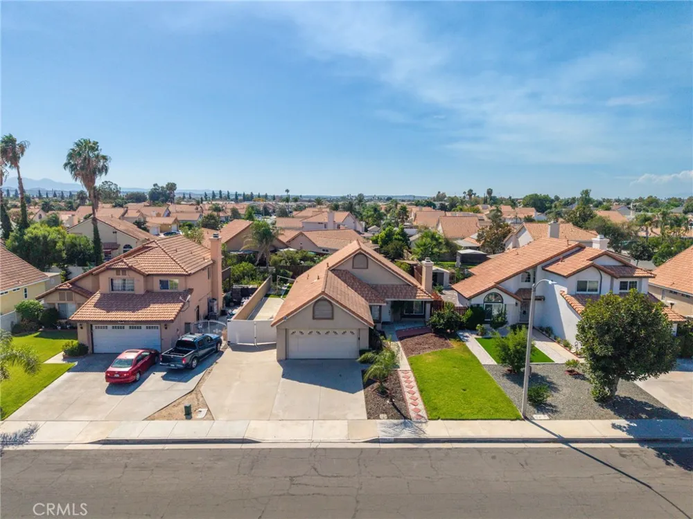 16053 Nippet Lane Moreno Valley, CA 92551