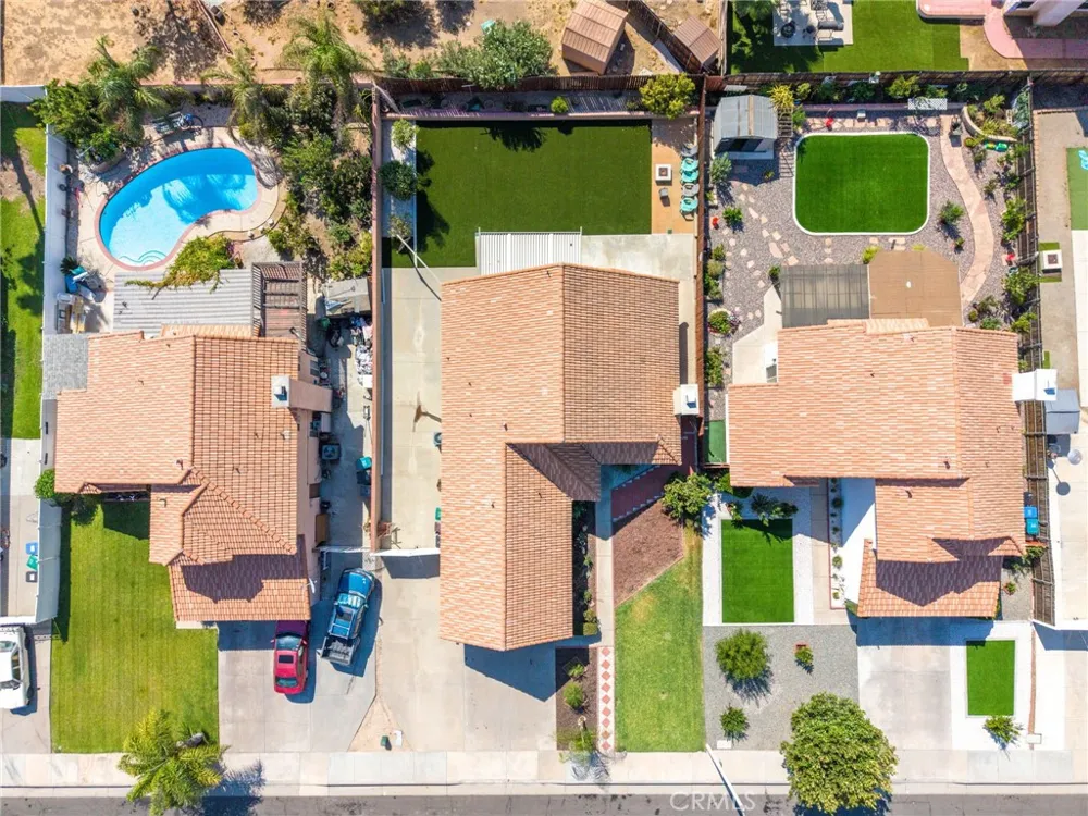 16053 Nippet Lane Moreno Valley, CA 92551