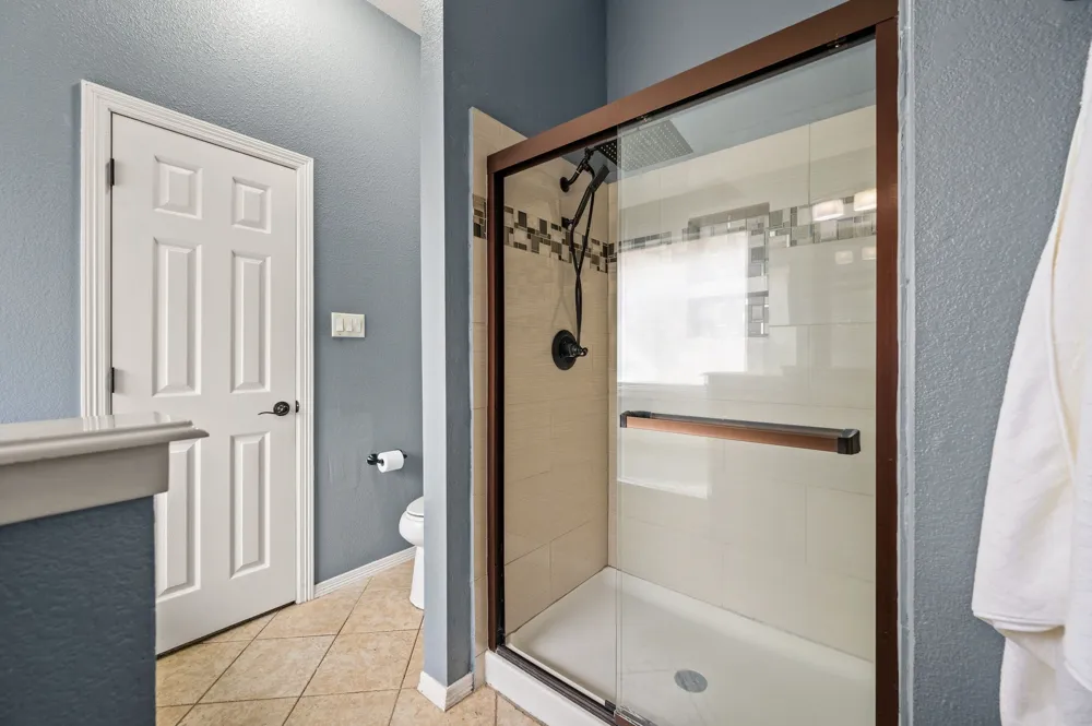 501 Kempson Court Saginaw, TX 76179