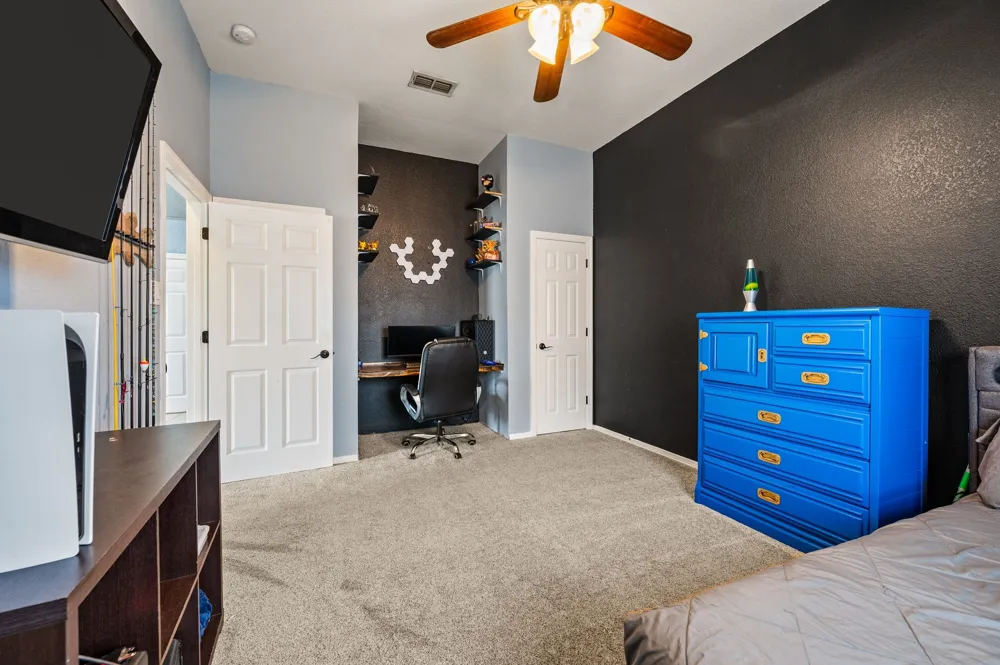 501 Kempson Court Saginaw, TX 76179