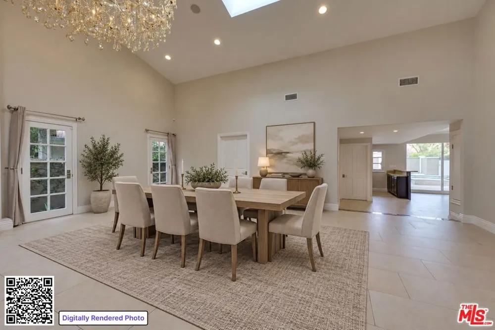 18519 Linnet Street Los Angeles, CA 91356