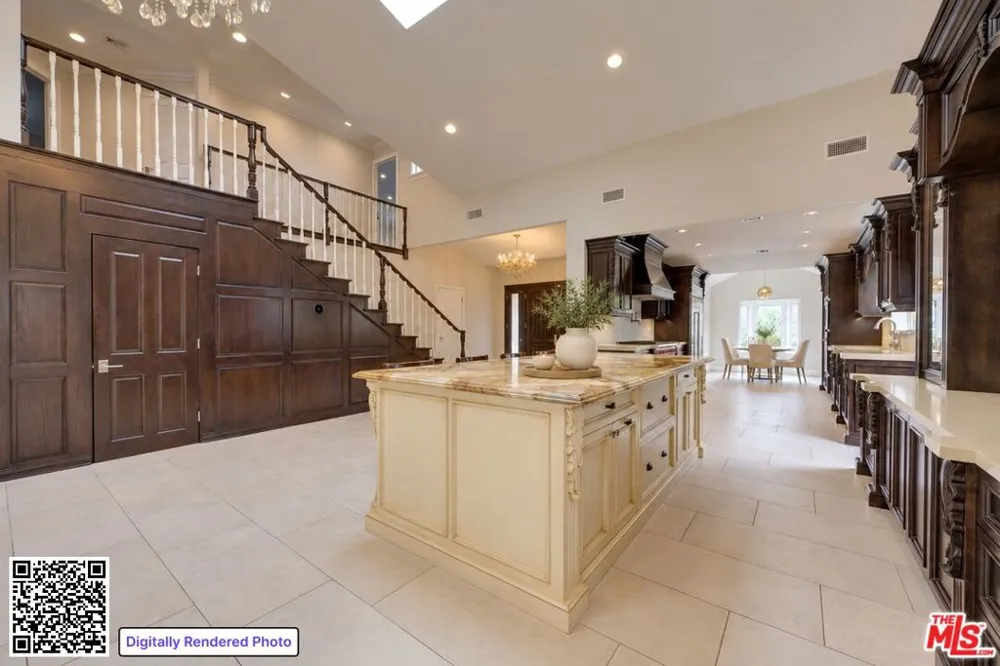 18519 Linnet Street Los Angeles, CA 91356