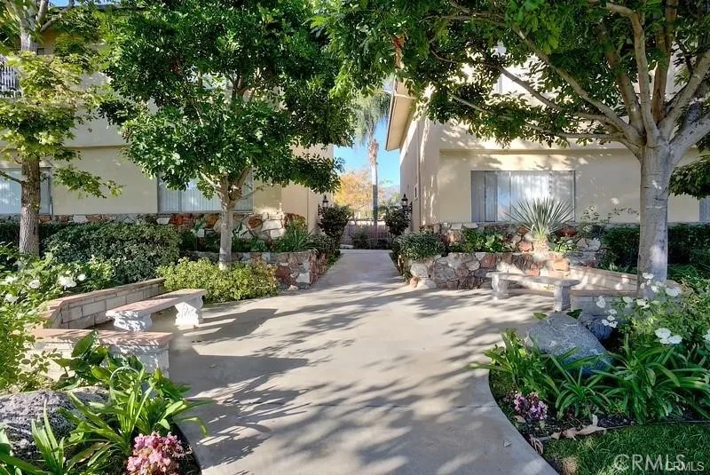 1119 W Duarte Road #18 Arcadia, CA 91007