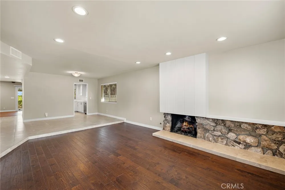 1523 E Baldwin Orange, CA 92865