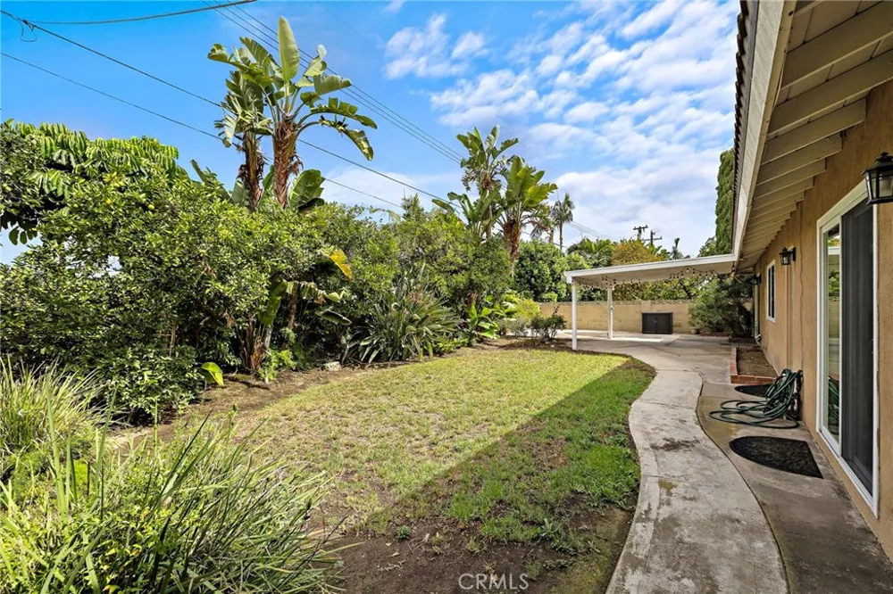 1523 E Baldwin Orange, CA 92865