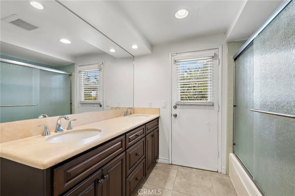 1523 E Baldwin Orange, CA 92865