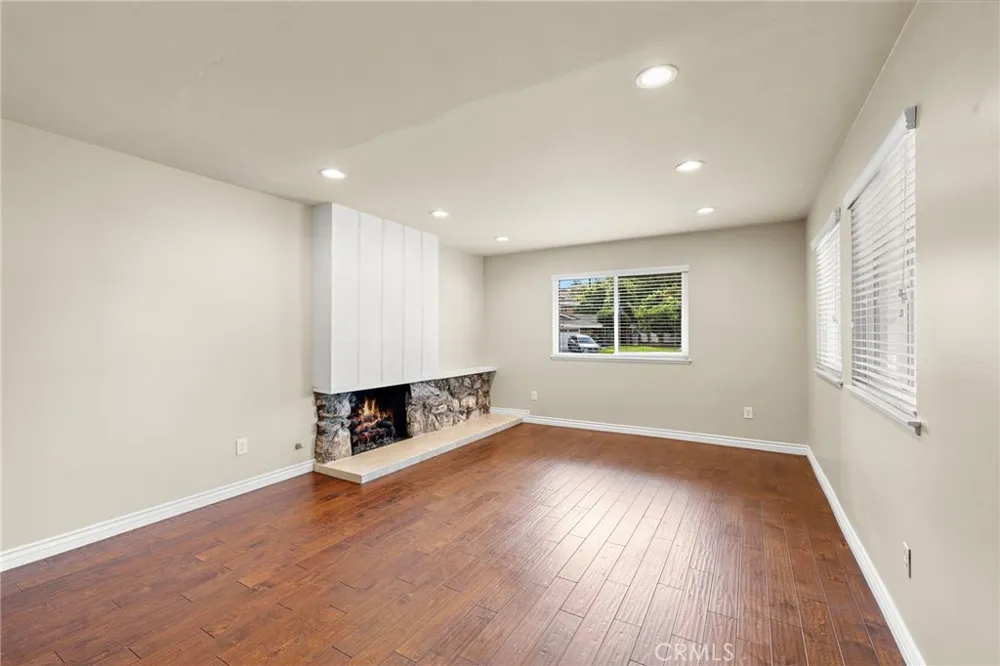1523 E Baldwin Orange, CA 92865