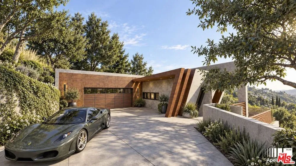 6730 Mulholland Los Angeles, CA 90068