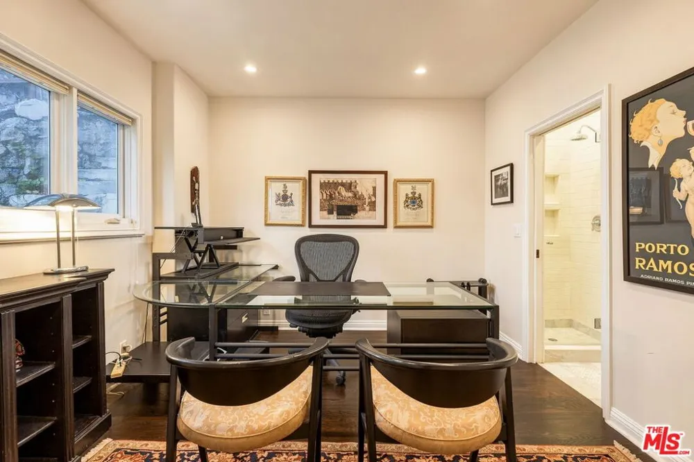 7887 Hillside Avenue Los Angeles, CA 90046