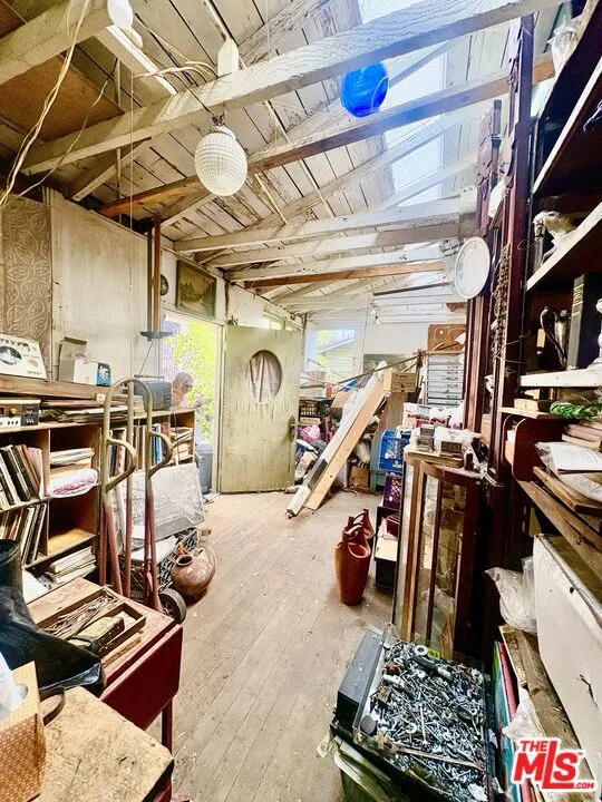 2005 4th Street Santa Monica, CA 90405