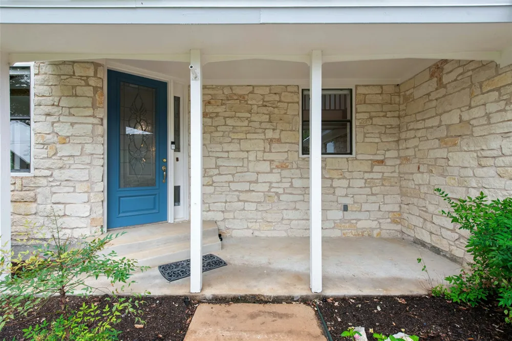 140 Donna Drive Wimberley, TX 78676