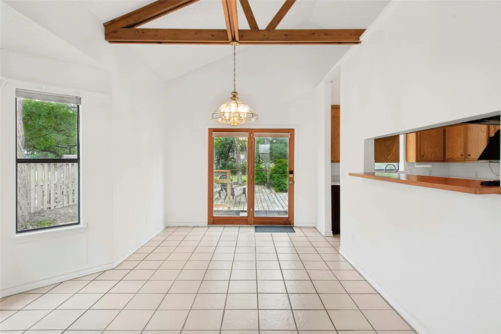 140 Donna Drive Wimberley, TX 78676