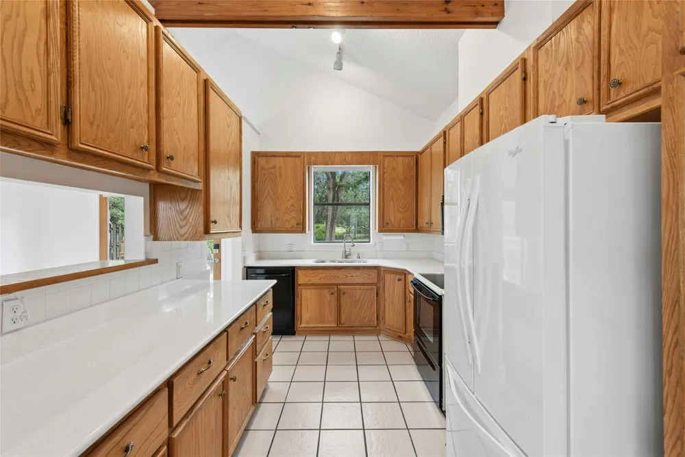 140 Donna Drive Wimberley, TX 78676