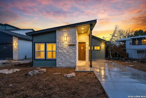 1310 Mountain Top