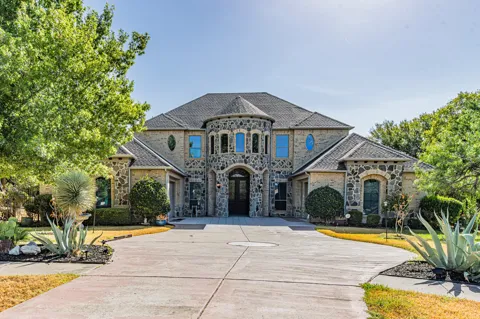 1552 Cypress Bend Drive