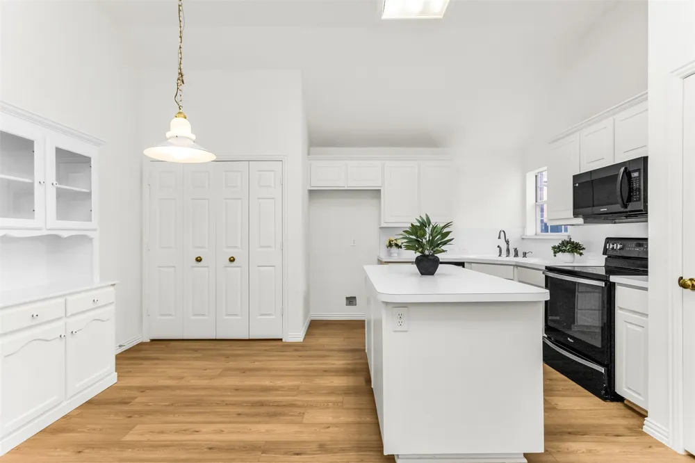4033 Lamorna Drive Plano, TX 75093