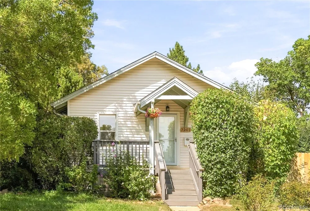 3201 E Jewell Avenue Denver, CO 80210