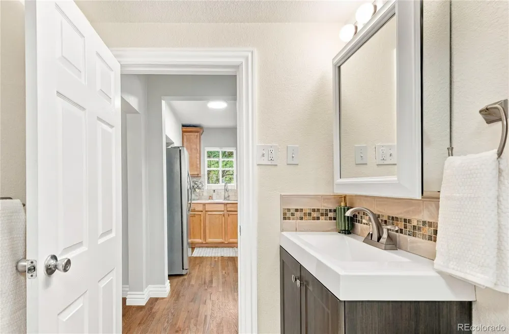 3201 E Jewell Avenue Denver, CO 80210