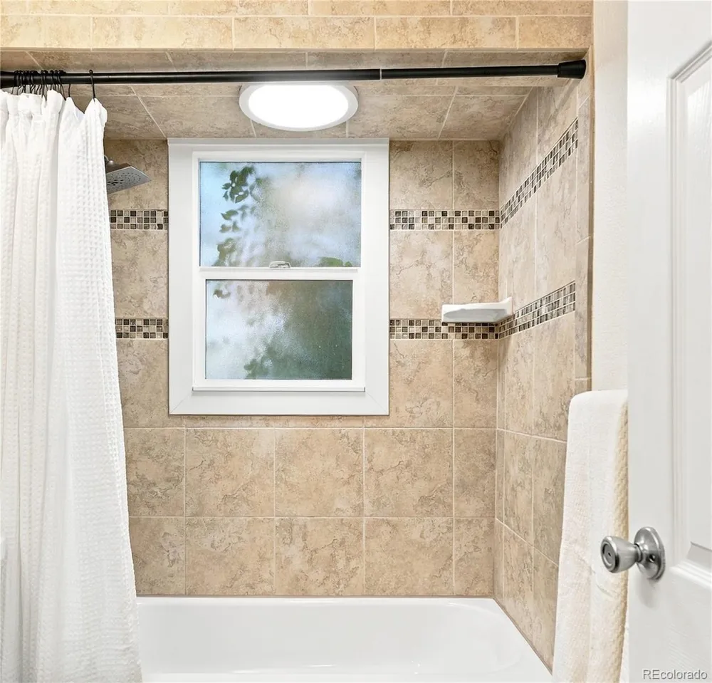 3201 E Jewell Avenue Denver, CO 80210