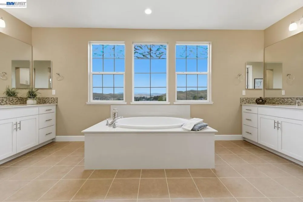 3871 Highpointe Ct Dublin, CA 94568