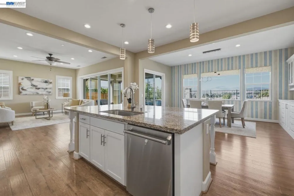 3871 Highpointe Ct Dublin, CA 94568