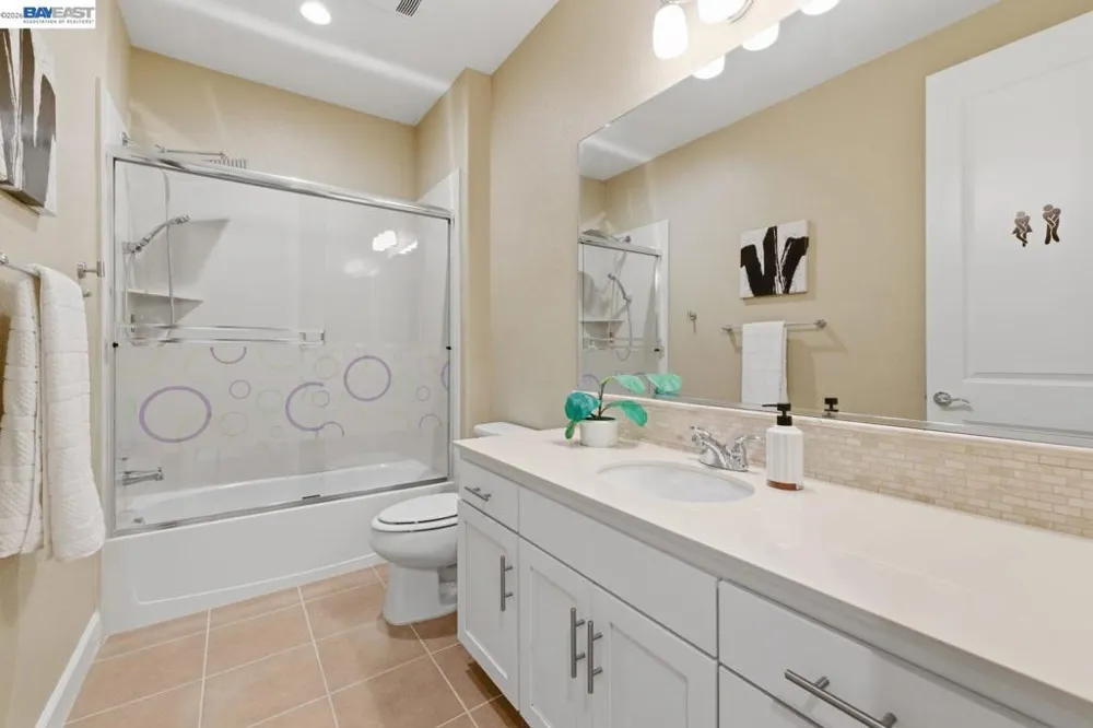 3871 Highpointe Ct Dublin, CA 94568