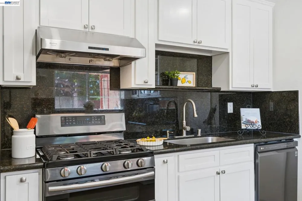 31261 Fredi St Union City, CA 94587