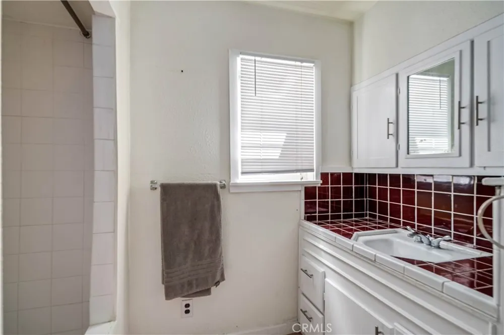 40202 Calle El Clavelito Green Valley, CA 91390