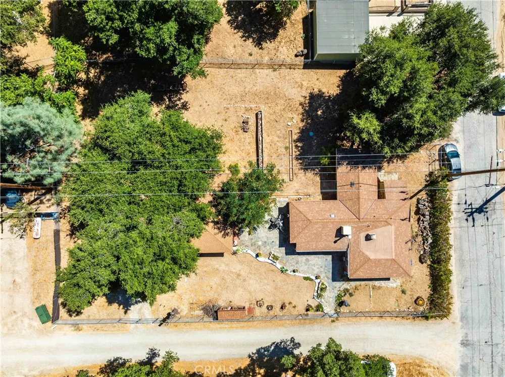 40202 Calle El Clavelito Green Valley, CA 91390