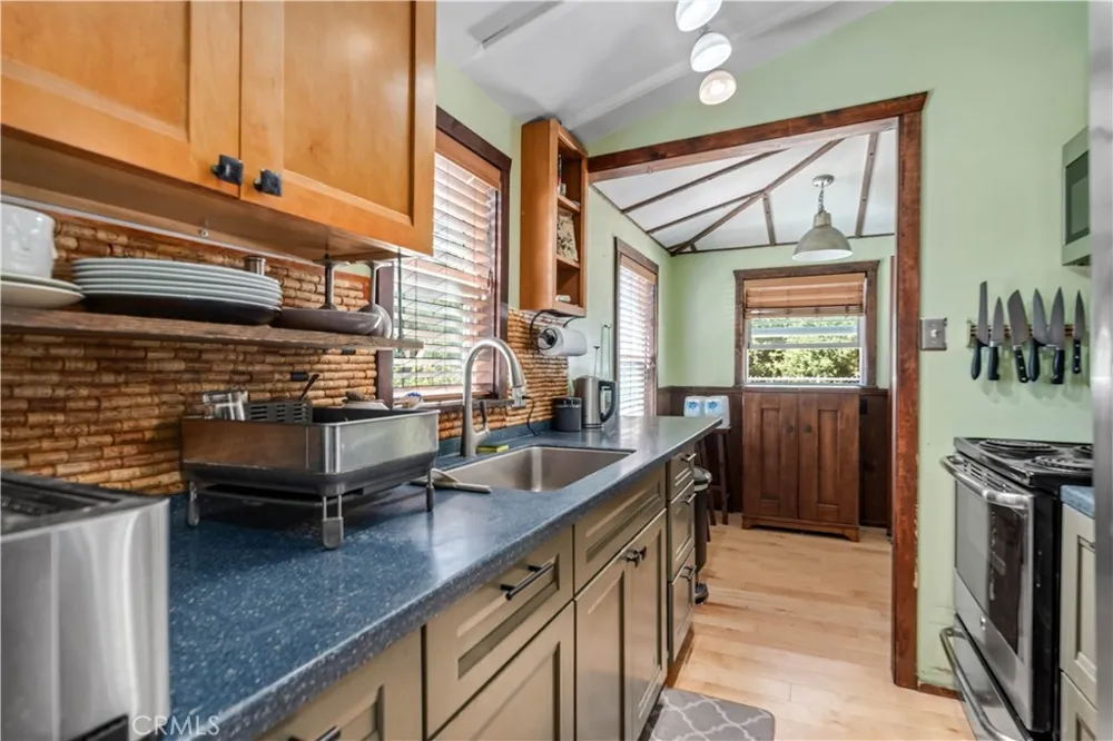 40202 Calle El Clavelito Green Valley, CA 91390