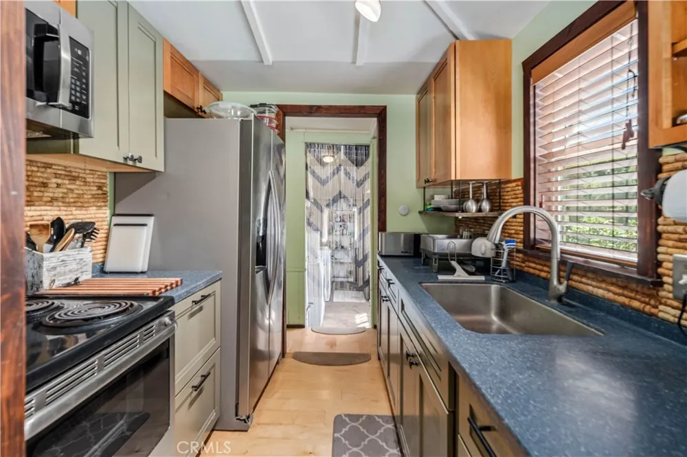 40202 Calle El Clavelito Green Valley, CA 91390