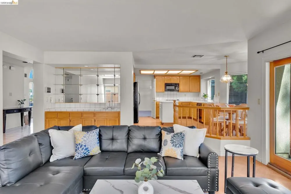 4437 Rock Island Dr Antioch, CA 94509