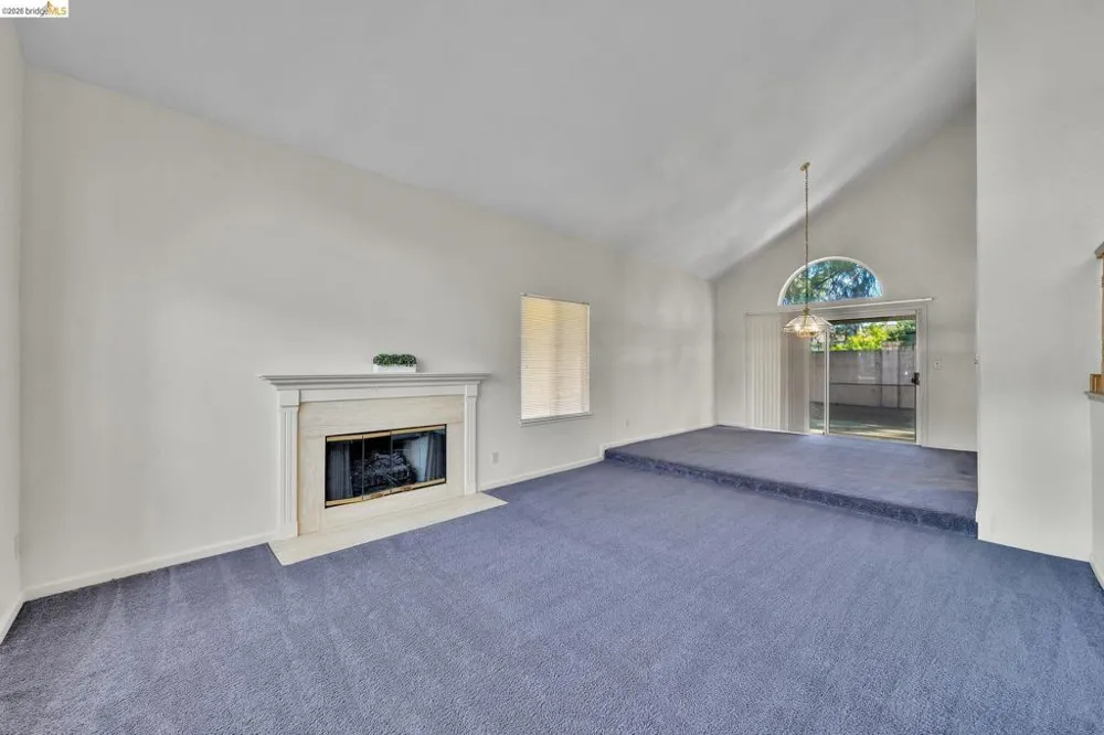 4437 Rock Island Dr Antioch, CA 94509