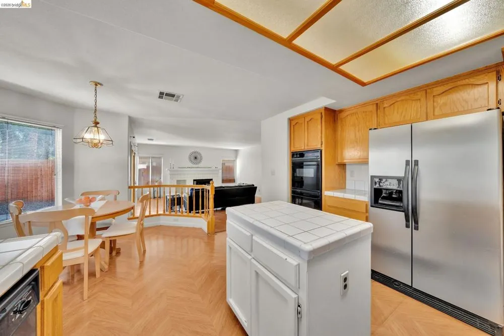 4437 Rock Island Dr Antioch, CA 94509