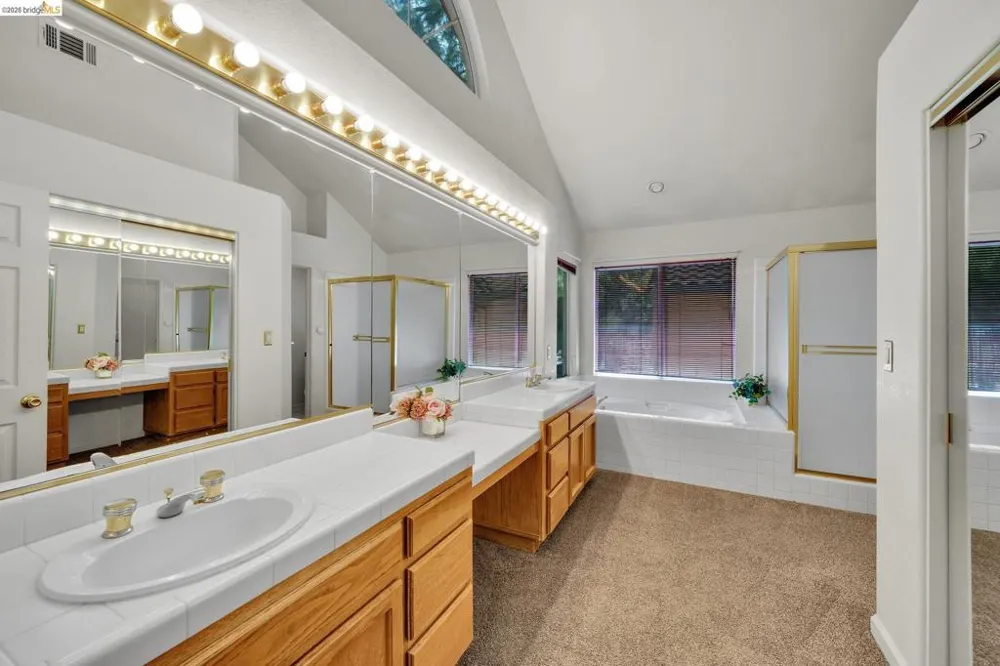 4437 Rock Island Dr Antioch, CA 94509