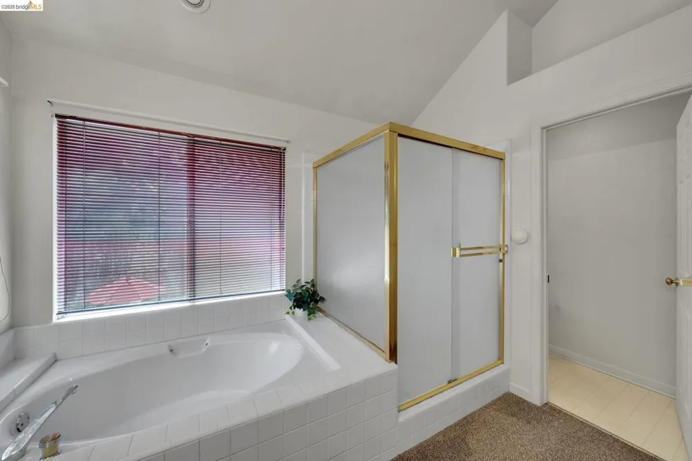 4437 Rock Island Dr Antioch, CA 94509