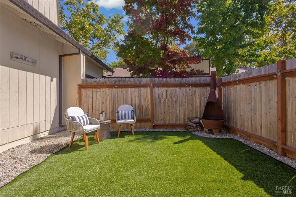 751 Agnew Place Santa Rosa, CA 95401