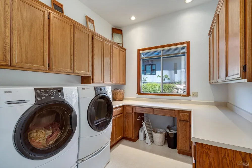 3826 Clear Ridge Santa Rosa, CA 95404