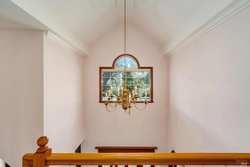 3826 Clear Ridge Santa Rosa, CA 95404