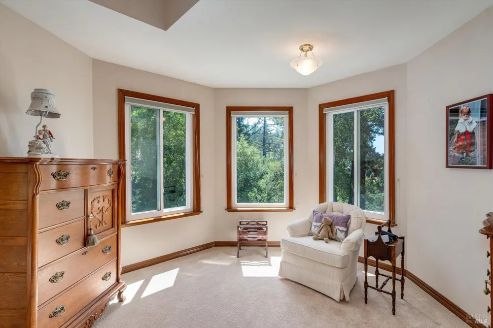 3826 Clear Ridge Santa Rosa, CA 95404
