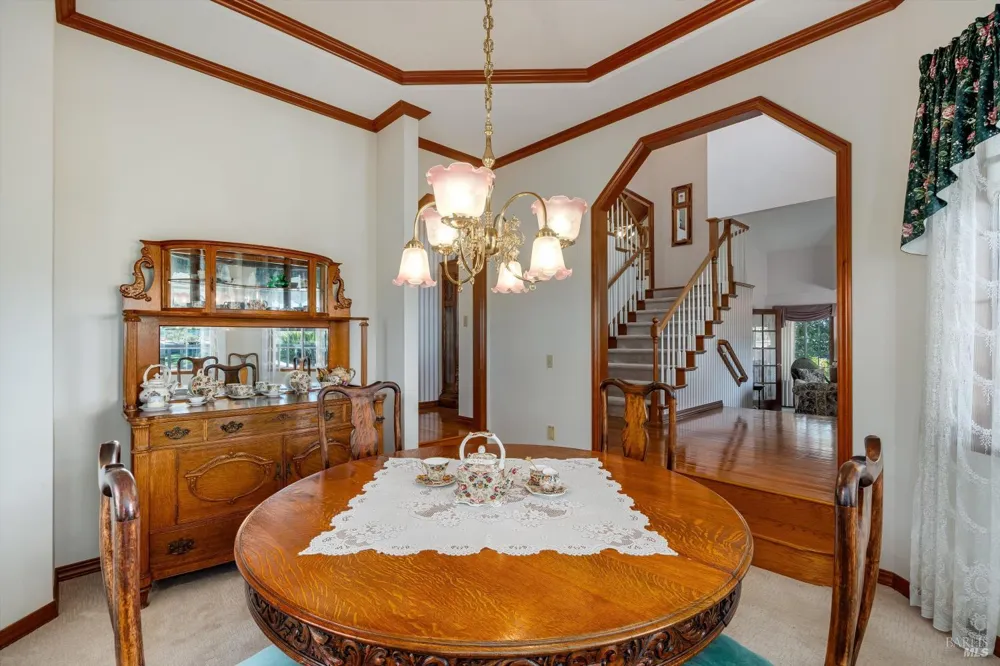 3826 Clear Ridge Santa Rosa, CA 95404